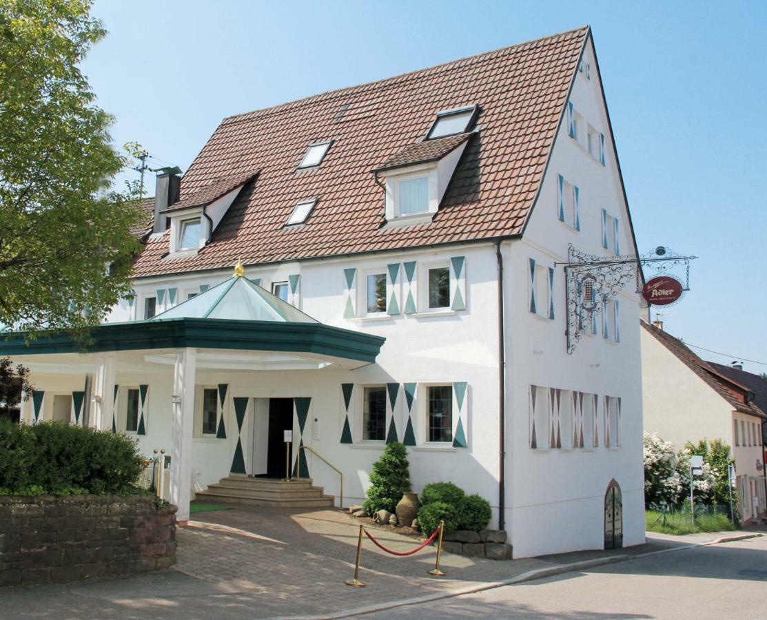 Hotel-Restaurant Arneggers Adler Tiefenbronn ภายนอก รูปภาพ